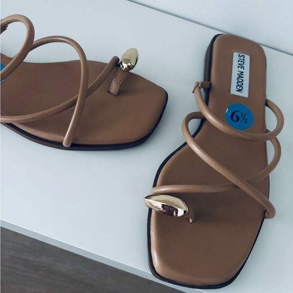 Steve Madden Brown Strappy Sandals - Picture 2 of 2